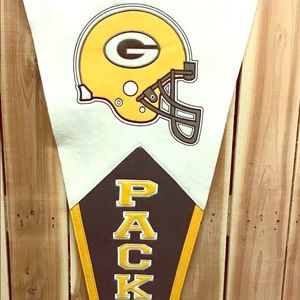 Green bay packers pendant flag